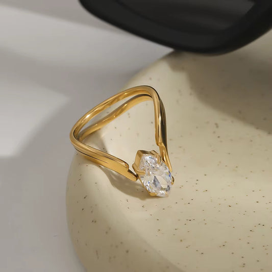 LOVE NAVETTE RING